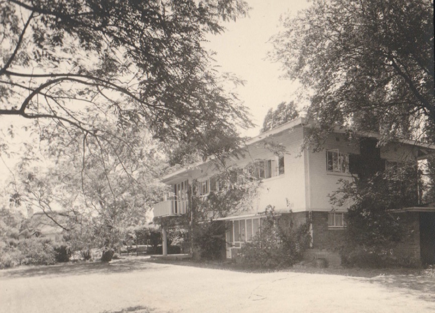 Bram Fischer House Fischer Family Album Photo by Eli Weinberg.jpg